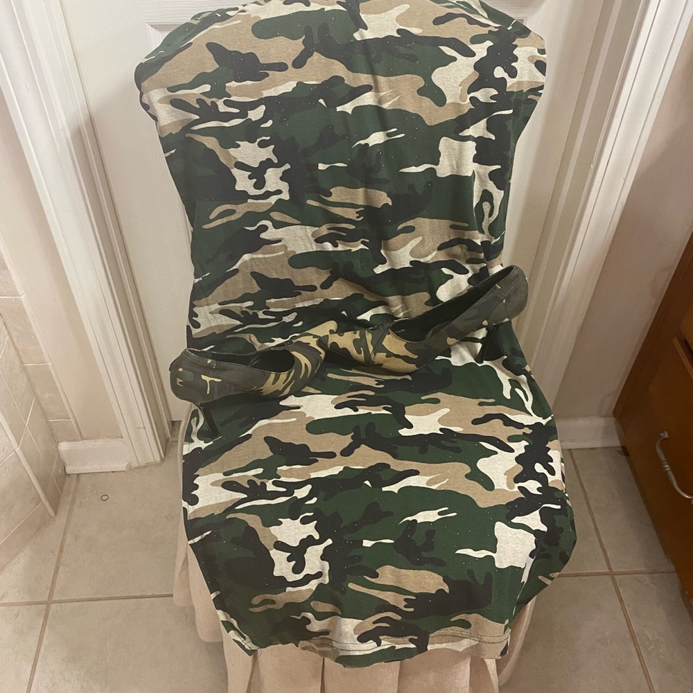 Large camo skirt with matching 7 1/2 camo heels